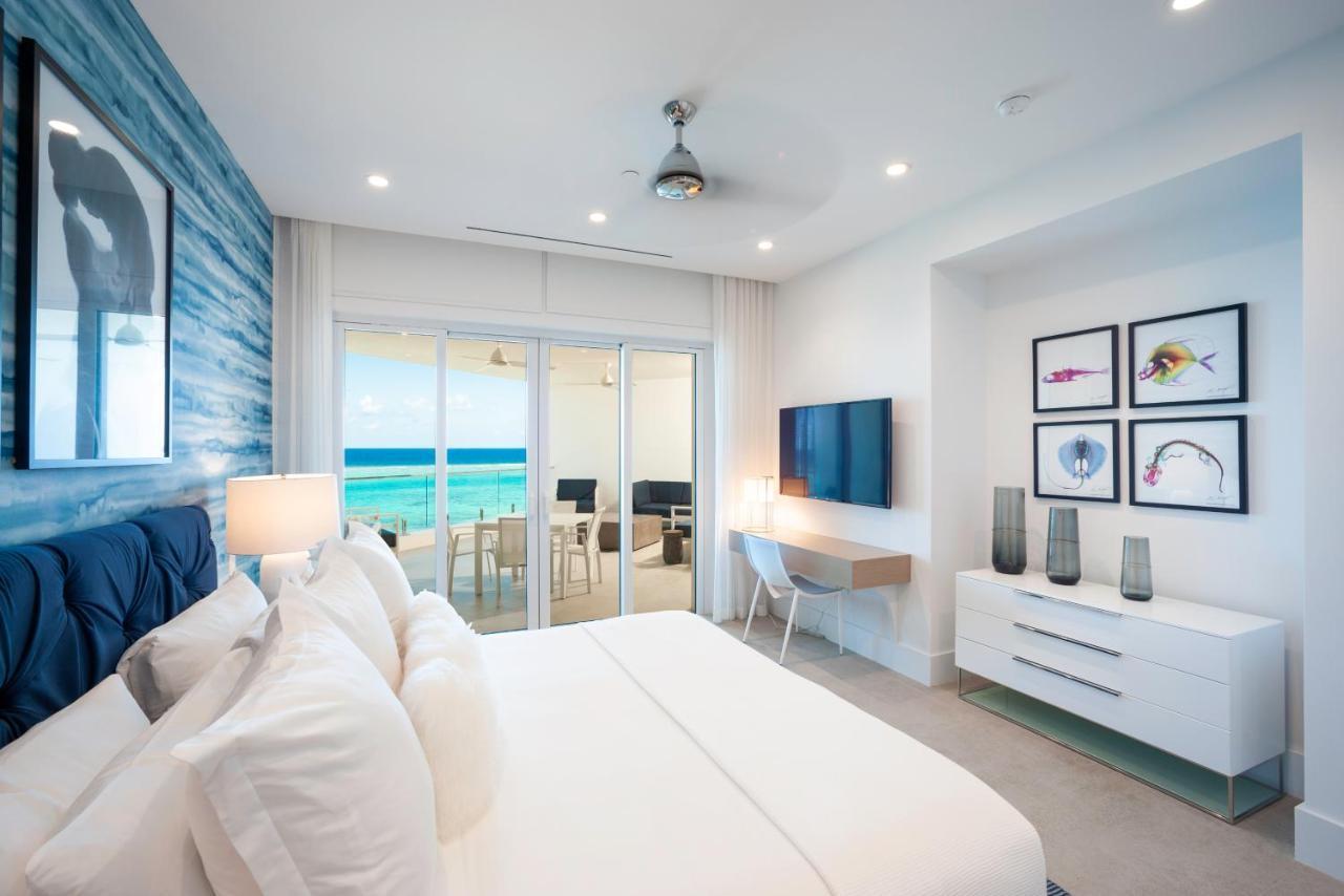 Rum Point Club Residences Driftwood Village Buitenkant foto