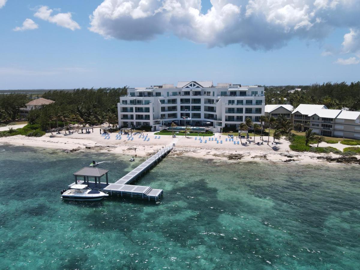 Rum Point Club Residences Driftwood Village Buitenkant foto